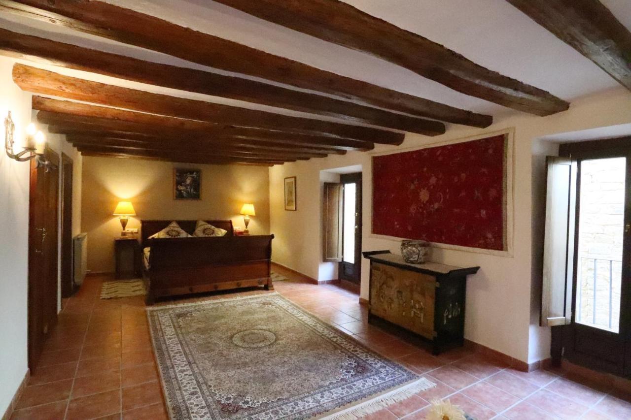 مبيت وإفطار San Martín de Unx Casa Amparo المظهر الخارجي الصورة